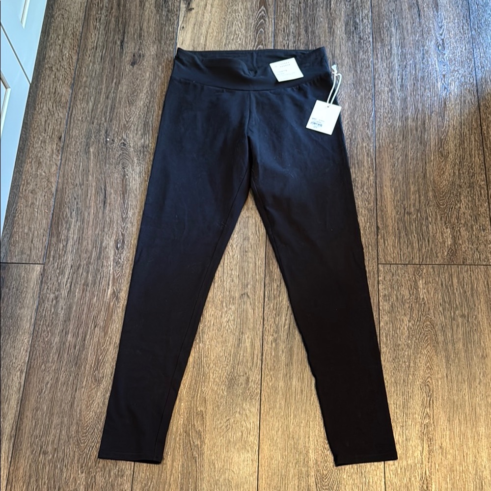 Black High-Waisted Leggings